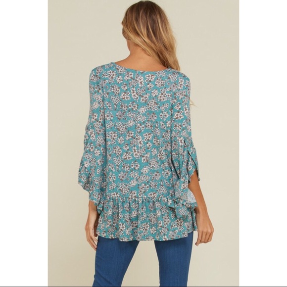 🆕5⭐️Floral Layered Ruffle Sleeve Tunic - Picture 3 of 8